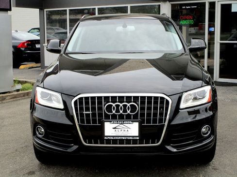 Used 2017 Audi Q5 2.0T Premium Plus w/ Technology Package image 6