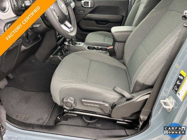 Used 2026 Jeep Wrangler Unlimited Sahara AWD/4WD image 26