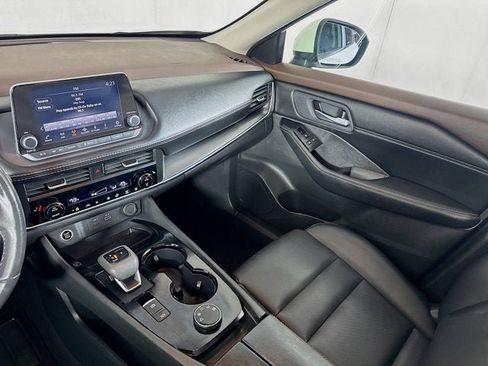 Used 2023 Nissan Rogue SV w/ SV Premium B Package image 20