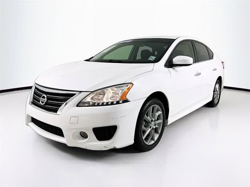 Used 2014 Nissan Sentra SR w/ SR Driver Package image 1