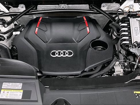 Used 2023 Audi SQ5 Premium Plus w/ Premium Plus Package AWD/4WD image 29