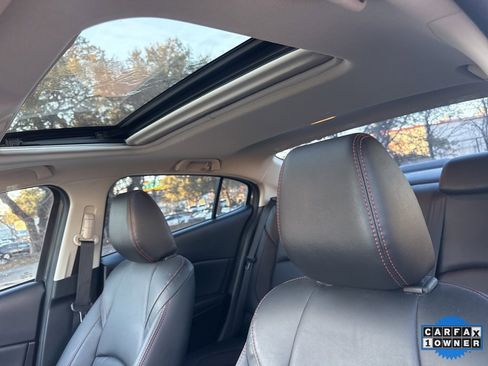 Used 2016 MAZDA MAZDA3 i Grand Touring image 15