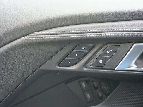 Used 2025 BMW 230i xDrive Coupe w/ M Sport Package image 9