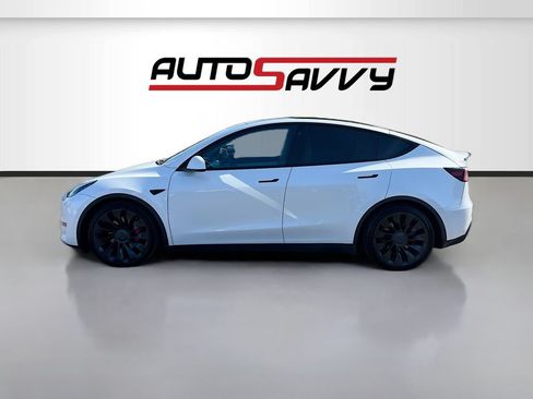 Used 2022 Tesla Model Y Performance AWD/4WD image 4