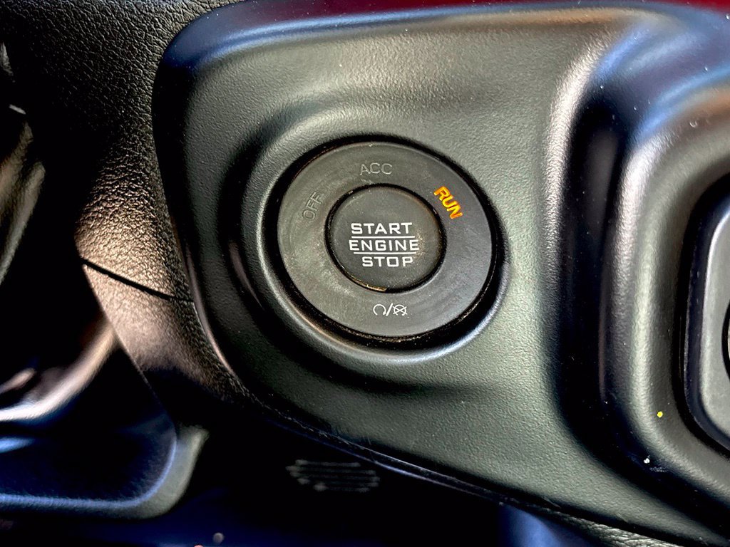Used 2022 Jeep Gladiator Rubicon w/ Cold Weather Group AWD/4WD image 16