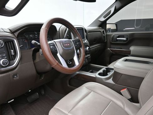 Used 2019 GMC Sierra 1500 SLT image 18