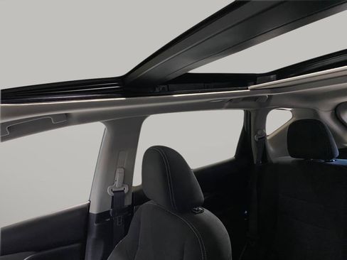 Used 2019 Nissan Murano SV w/ Premium Package AWD/4WD image 14