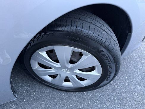 Used 2012 Subaru Impreza 2.0i image 30