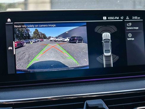 Used 2022 BMW M5 image 24