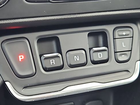 Used 2020 GMC Terrain SLE w/ Driver Convenience Package image 20