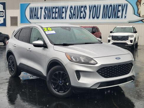 Certified 2020 Ford Escape SE image 28