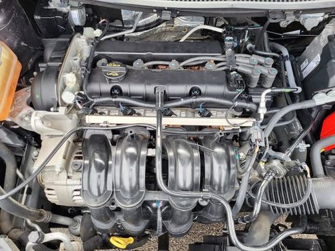 Used 2017 Ford Fiesta SE w/ Equipment Group 201A image 18