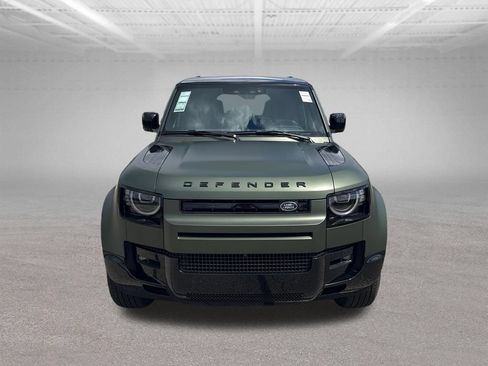New 2026 Land Rover Defender 110 X-Dynamic SE AWD/4WD image 4