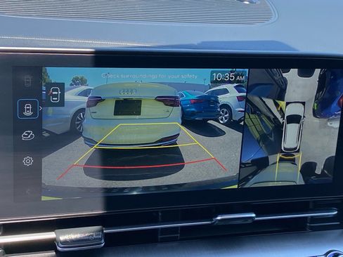 Used 2024 Hyundai Kona Limited FWD image 19