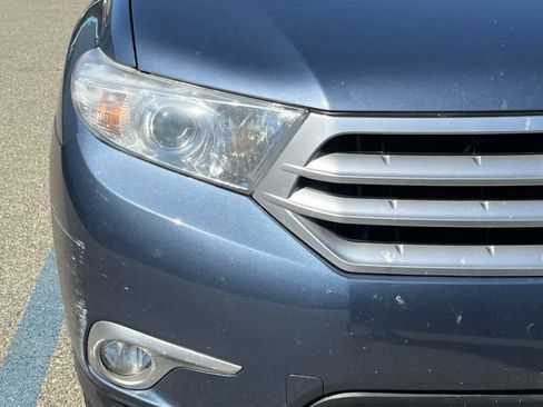 Used 2013 Toyota Highlander Plus w/ Protection Pkg image 14