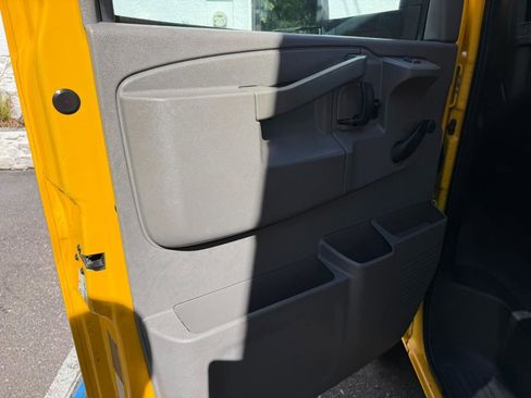 Used 2016 GMC Savana 3500 Extended RWD image 24
