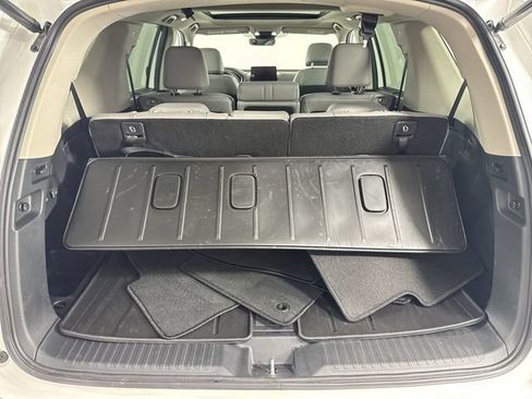 Certified 2025 Honda Pilot Touring image 36