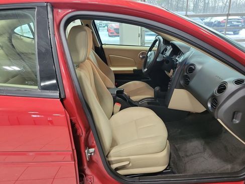 Used 2008 Pontiac Grand Prix image 17