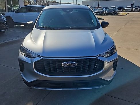 Used 2023 Ford Escape Active image 2