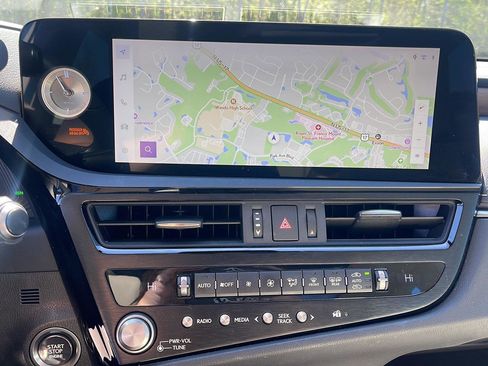 Used 2023 Lexus ES 350 w/ Premium Package image 17