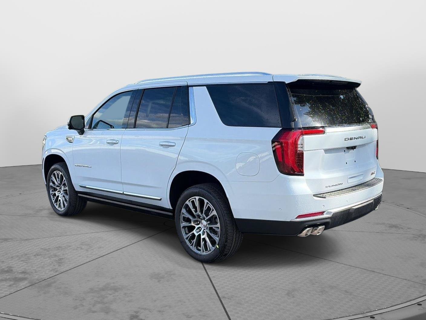New 2026 GMC Yukon Denali w/ Denali Reserve Package AWD/4WD image 5