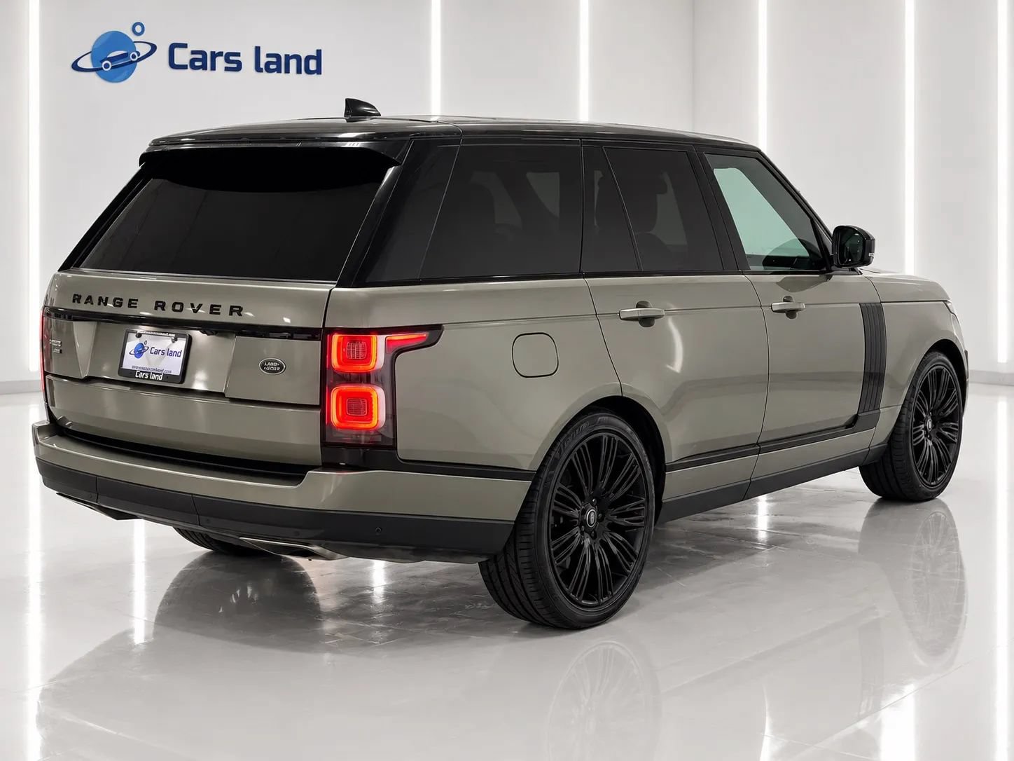 Used 2021 Land Rover Range Rover P525 Westminster Edition AWD/4WD image 3