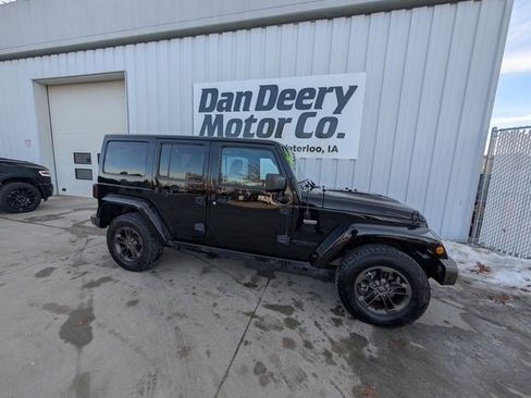 Used 2016 Jeep Wrangler Unlimited Sahara image 31
