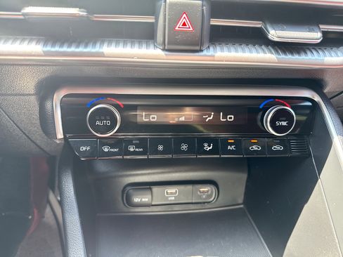 Used 2021 Kia K5 GT-Line AWD/4WD image 17