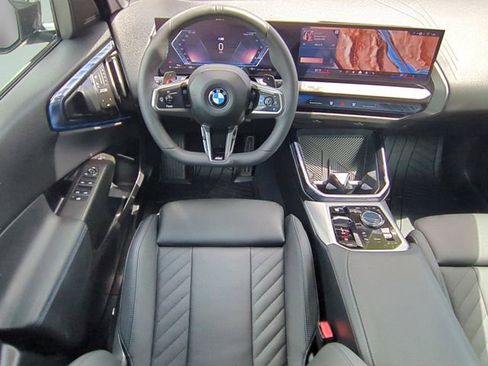 Used 2025 BMW X3 xDrive30i w/ Premium Package image 12