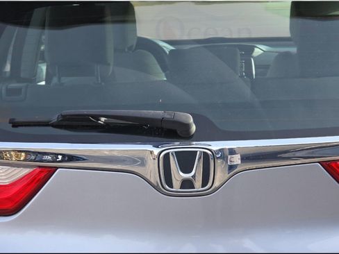 Used 2019 Honda CR-V LX image 4