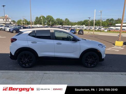 Certified 2024 Buick Encore GX Sport Touring w/ Experience Buick Package AWD/4WD image 5