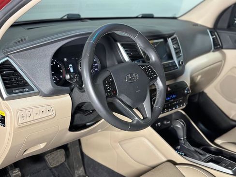 Used 2016 Hyundai Tucson Limited w/ Option Group 03 image 30