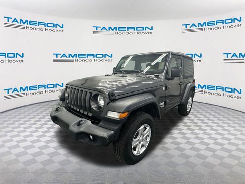 Used 2018 Jeep Wrangler Sport S image 1
