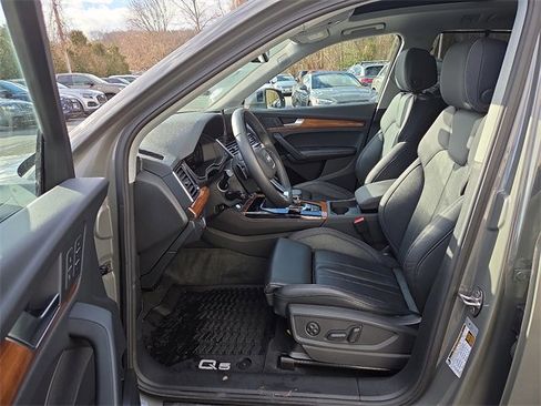 Certified 2023 Audi Q5 2.0T Premium Plus w/ Premium Plus Package image 14