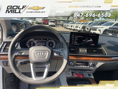 Used 2023 Audi Q5 2.0T Premium Plus w/ Premium Plus Package AWD/4WD image 17