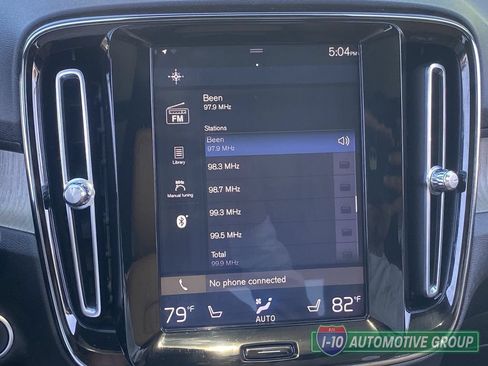 Used 2019 Volvo XC40 T4 Inscription FWD image 26