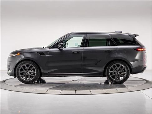 New 2025 Land Rover Range Rover Sport SE image 2