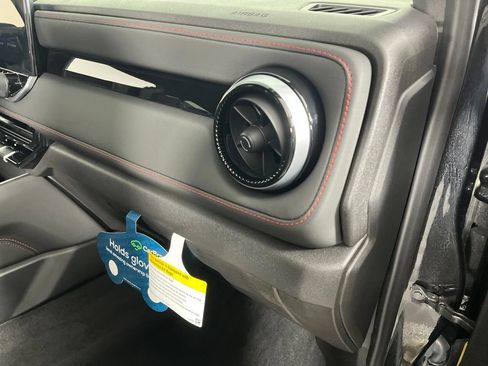 Certified 2026 Chevrolet Colorado Z71 w/ Z71 Convenience Package 2 AWD/4WD image 20