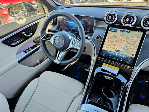 New 2026 Mercedes-Benz GLC 300 4MATIC image 28