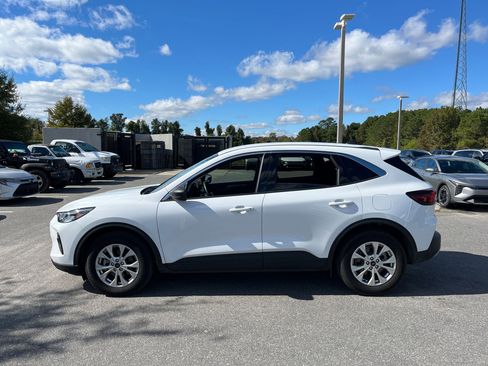 Used 2023 Ford Escape Active image 6