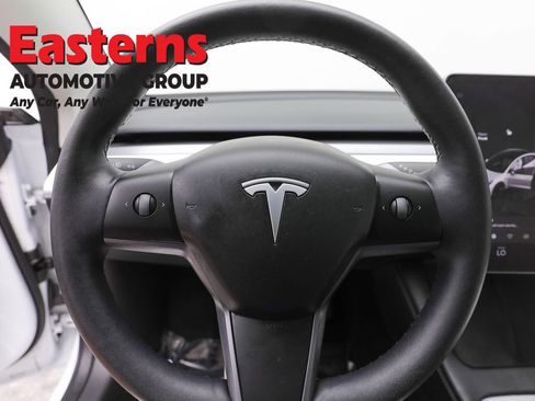 Used 2023 Tesla Model 3 Standard Range RWD image 10