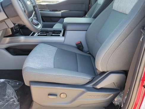 New 2026 Ford F250 XLT w/ XLT Premium Package image 6