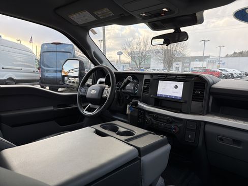 Used 2023 Ford F350 XL image 16