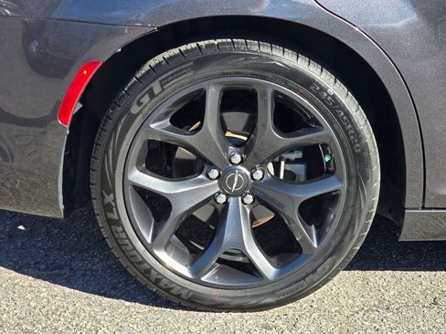 Used 2022 Chrysler 300 S w/ Comfort Group image 13