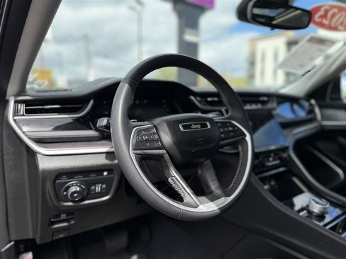 Used 2023 Jeep Grand Cherokee 4WD 4xe image 26