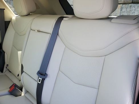 Used 2023 Cadillac XT5 Premium Luxury image 23