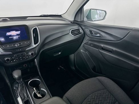 Used 2022 Chevrolet Equinox LT image 32
