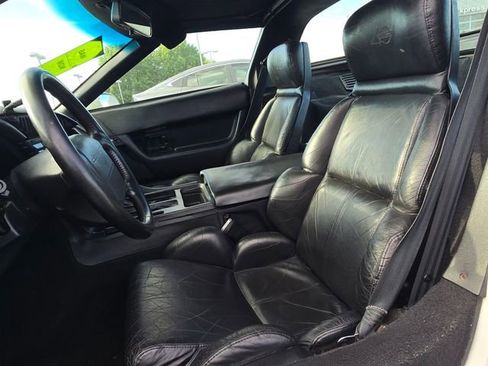 Used 1993 Chevrolet Corvette Coupe RWD image 11