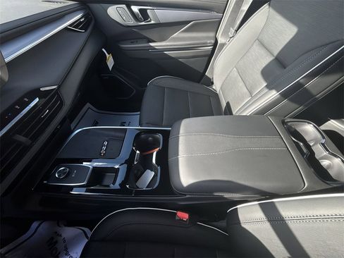 New 2026 Buick Enclave Sport Touring w/ Power Package image 27