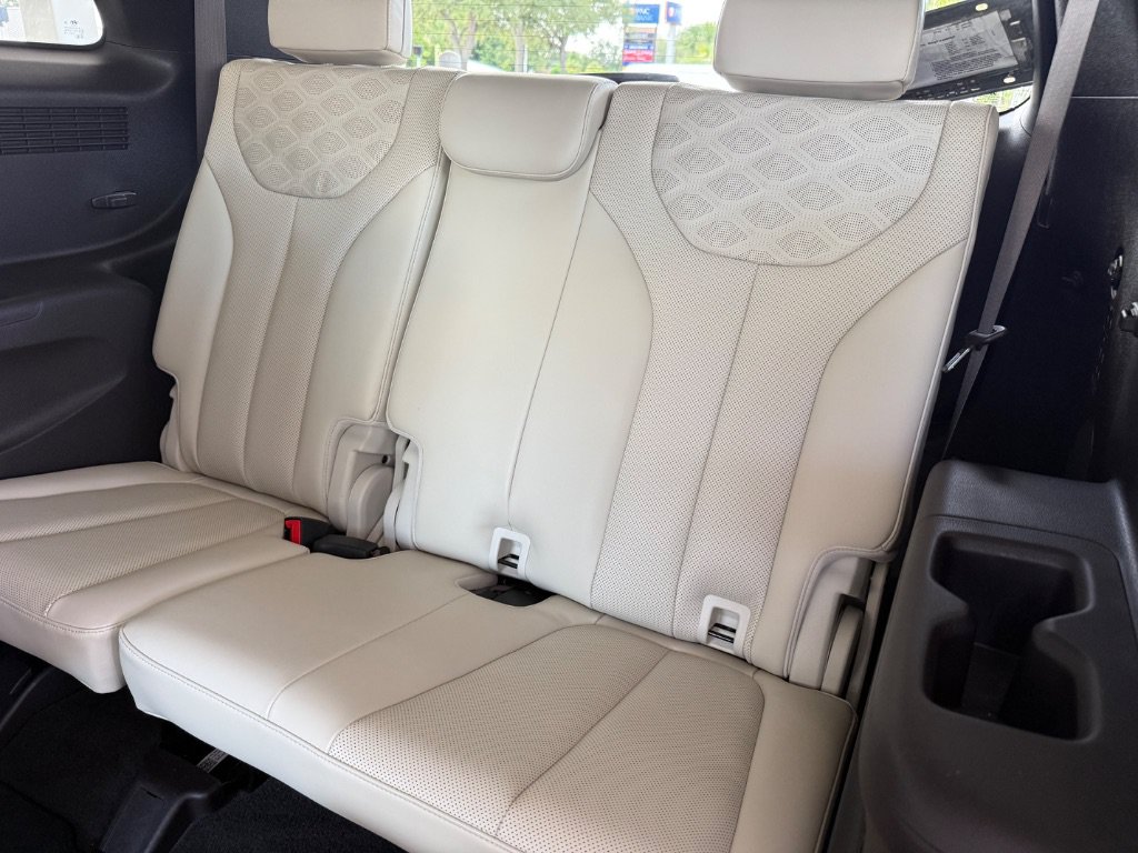 Used 2020 Hyundai Palisade Limited FWD image 25